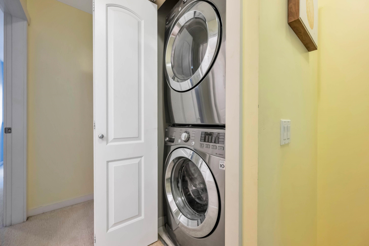 Basement Recreation Room Photo of 42 5839 Panorama Drive, Surrey, BC
