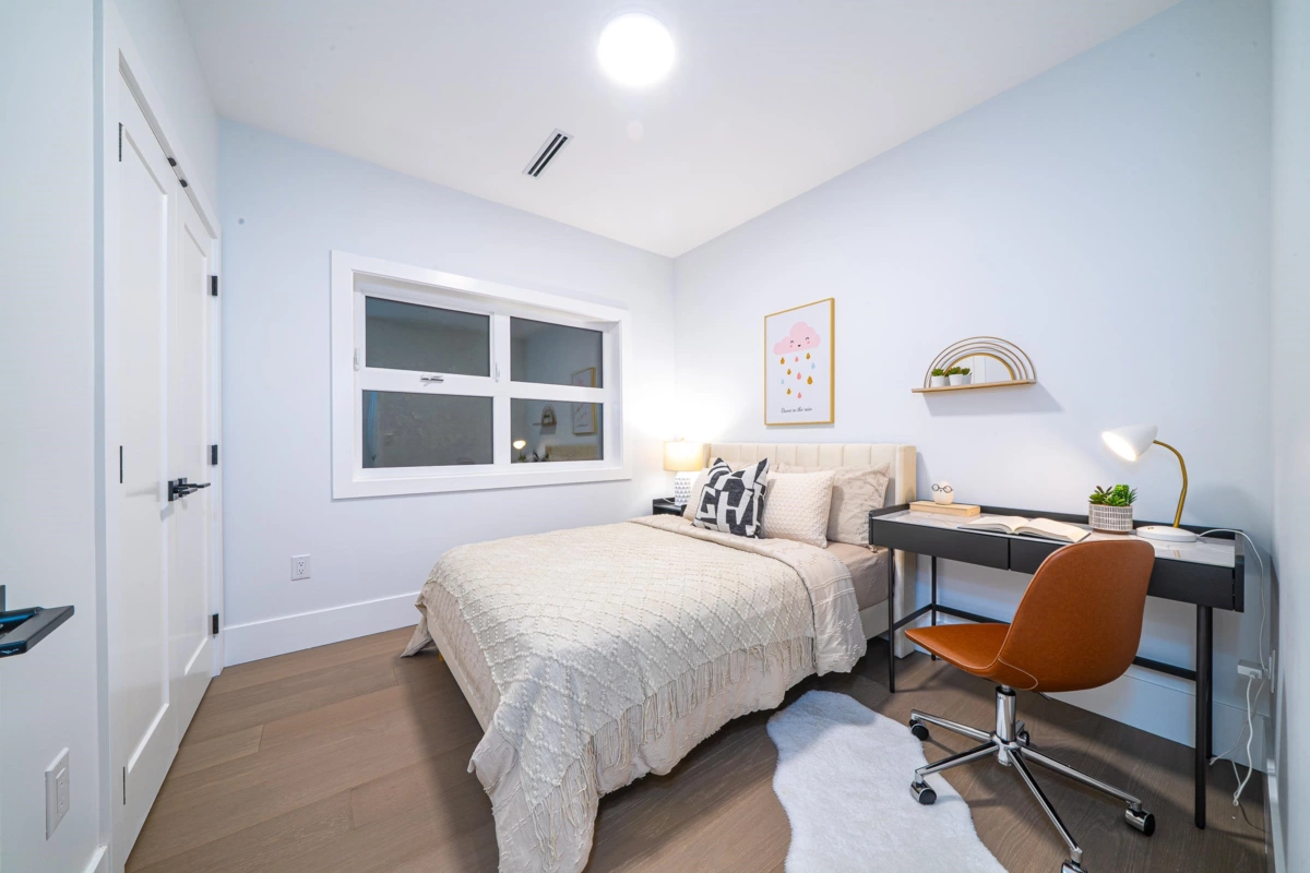 Guest Bathroom Photo of 2735 W 8th Avenue, Vancouver, BC