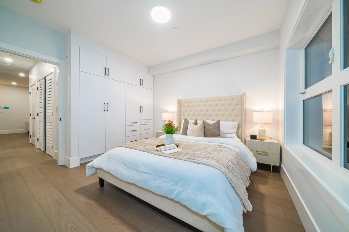 Mudroom Photo of 2735 W 8th Avenue, Vancouver, BC