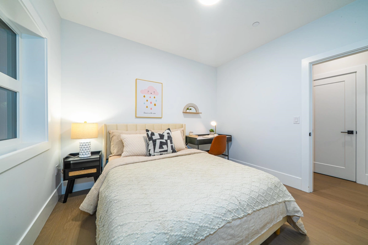 Office / Den Photo of 2735 W 8th Avenue, Vancouver, BC