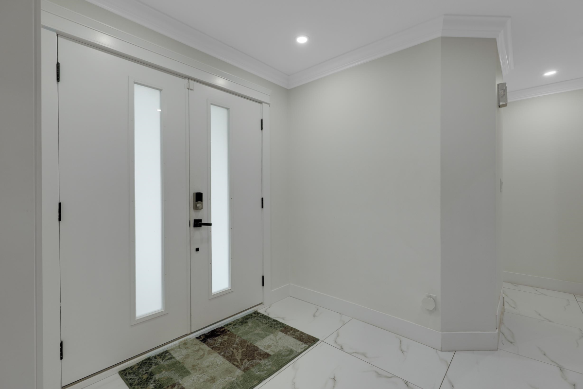 Bedroom 3 Photo of 15738 97 Avenue, Surrey, BC