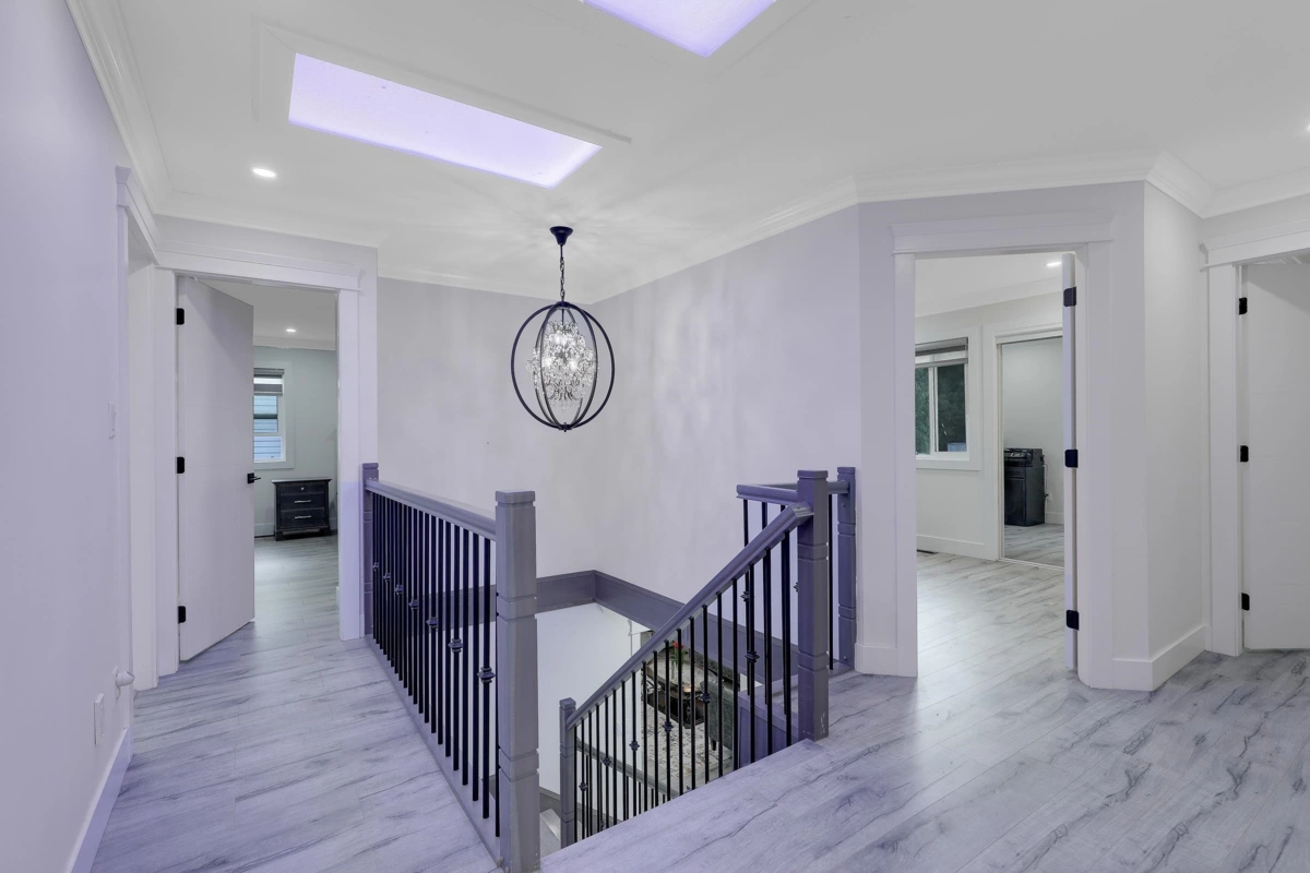 Guest Bathroom Photo of 15738 97 Avenue, Surrey, BC