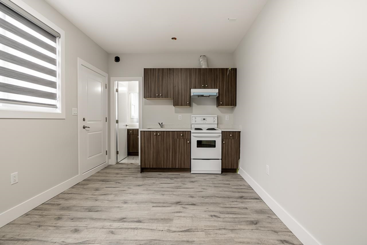 Hallway Photo of 15738 97 Avenue, Surrey, BC