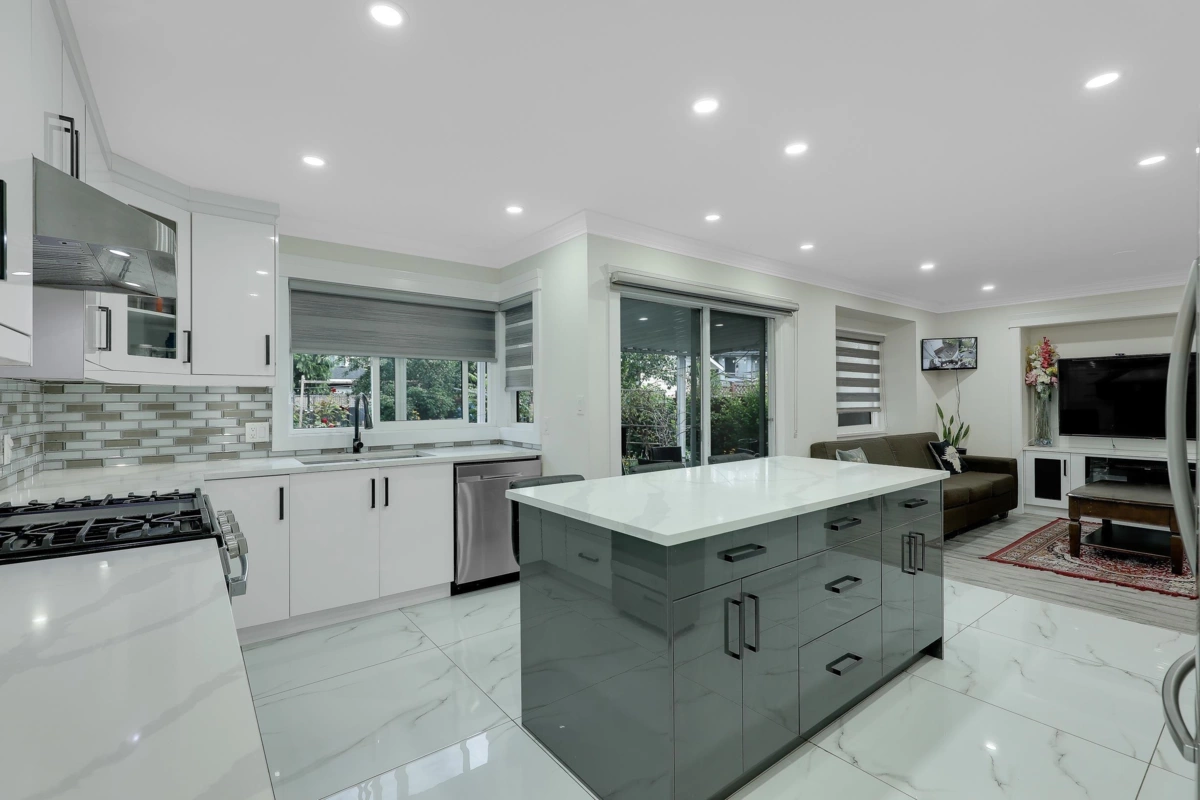 Pantry Photo of 15738 97 Avenue, Surrey, BC