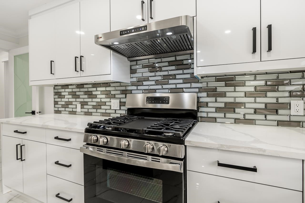 Primary Bedroom Photo of 15738 97 Avenue, Surrey, BC