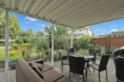 Garden / Landscaping Photo of 15738 97 Avenue, Surrey, BC