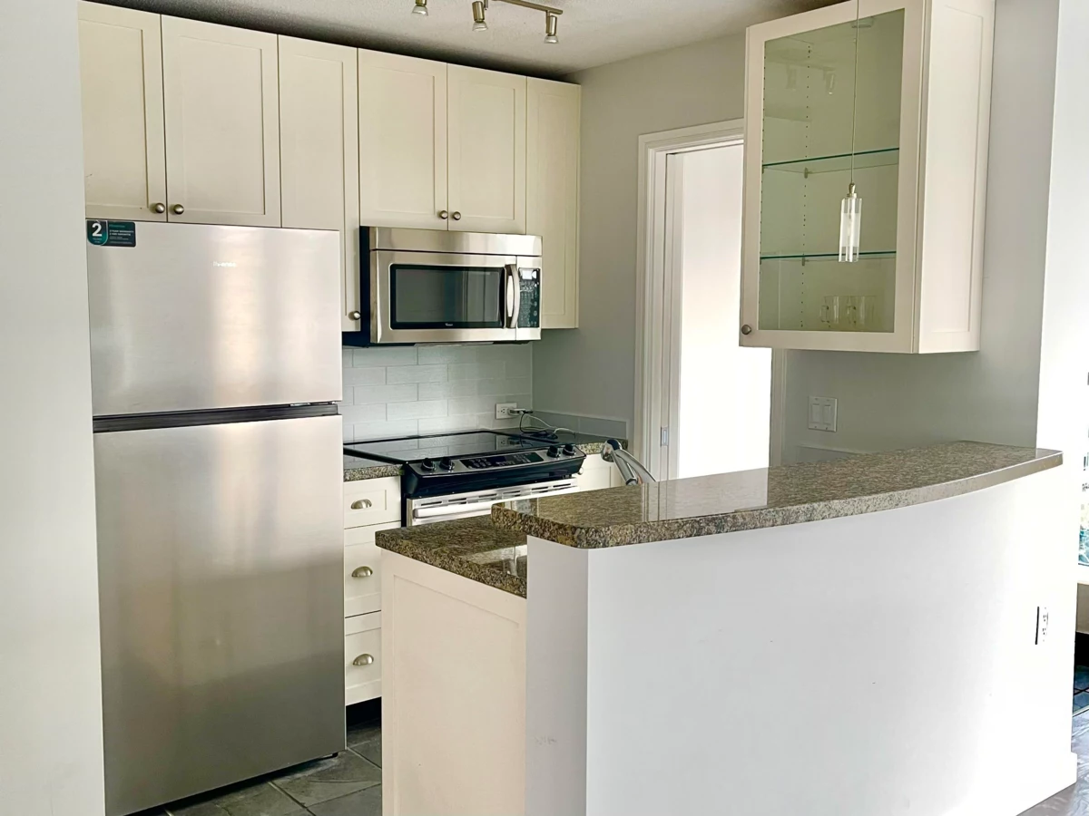 Breakfast Nook Photo of 1402 1068 Hornby Street, Vancouver, BC