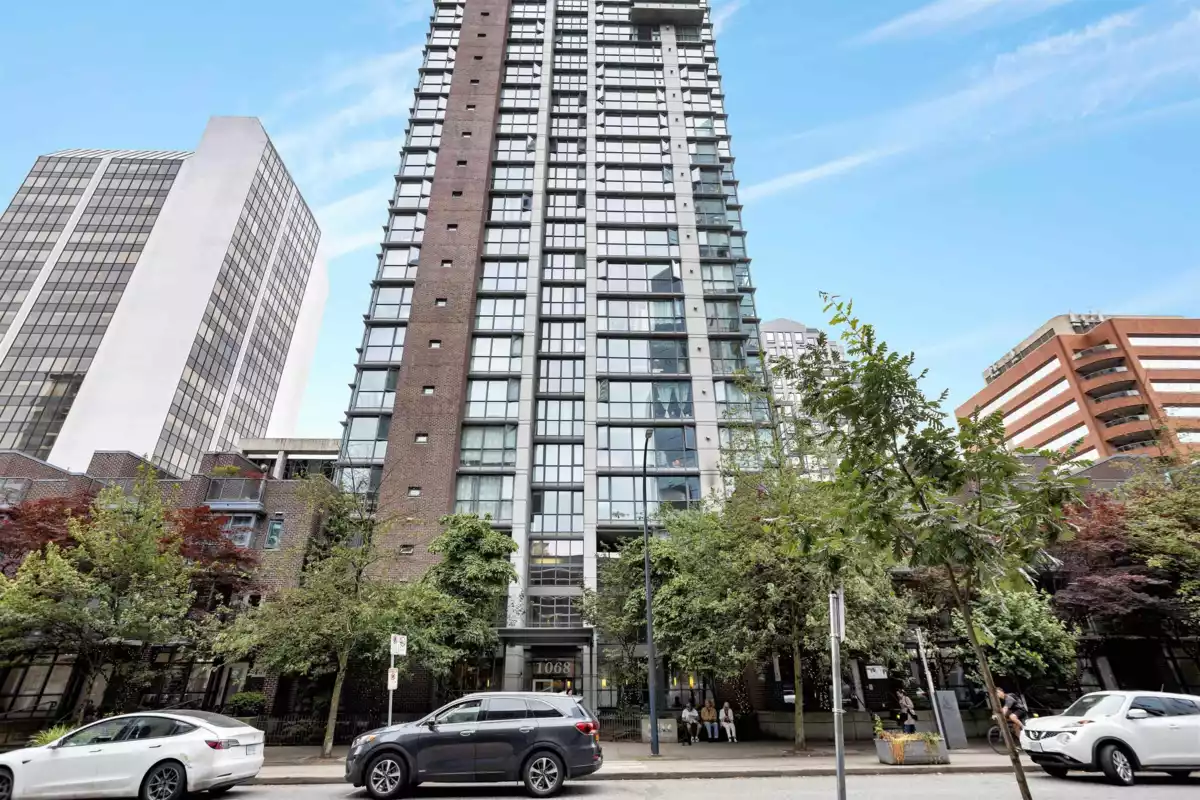 Exterior Rear Photo of 1402 1068 Hornby Street, Vancouver, BC