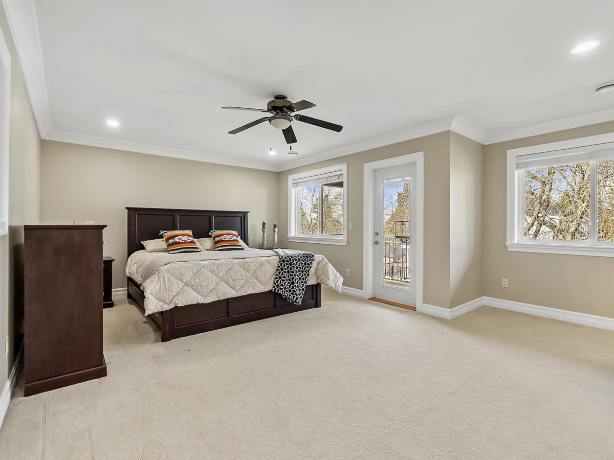 Guest Bathroom Photo of 11585 94 Avenue, Delta, BC