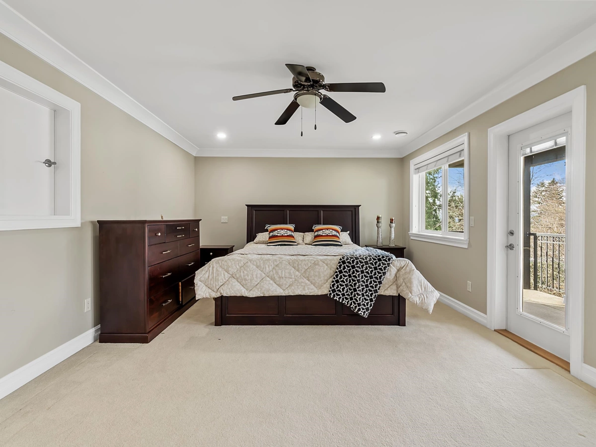 Powder Room Photo of 11585 94 Avenue, Delta, BC