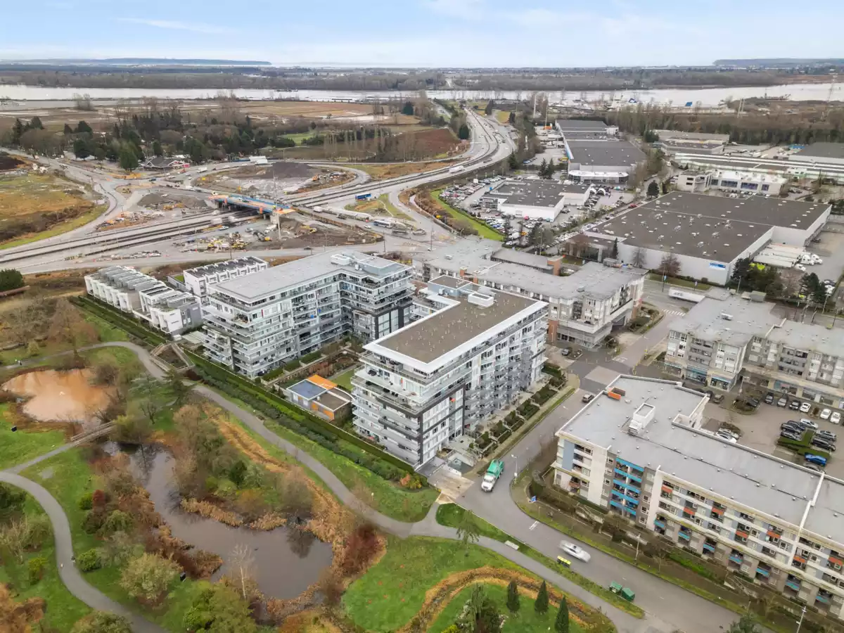 Basement Recreation Room Photo of 507 10780 No. 5 Road, Richmond, BC