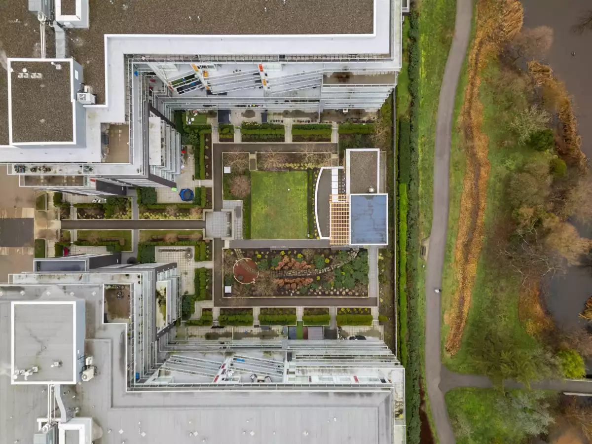 Entry Foyer Photo of 507 10780 No. 5 Road, Richmond, BC
