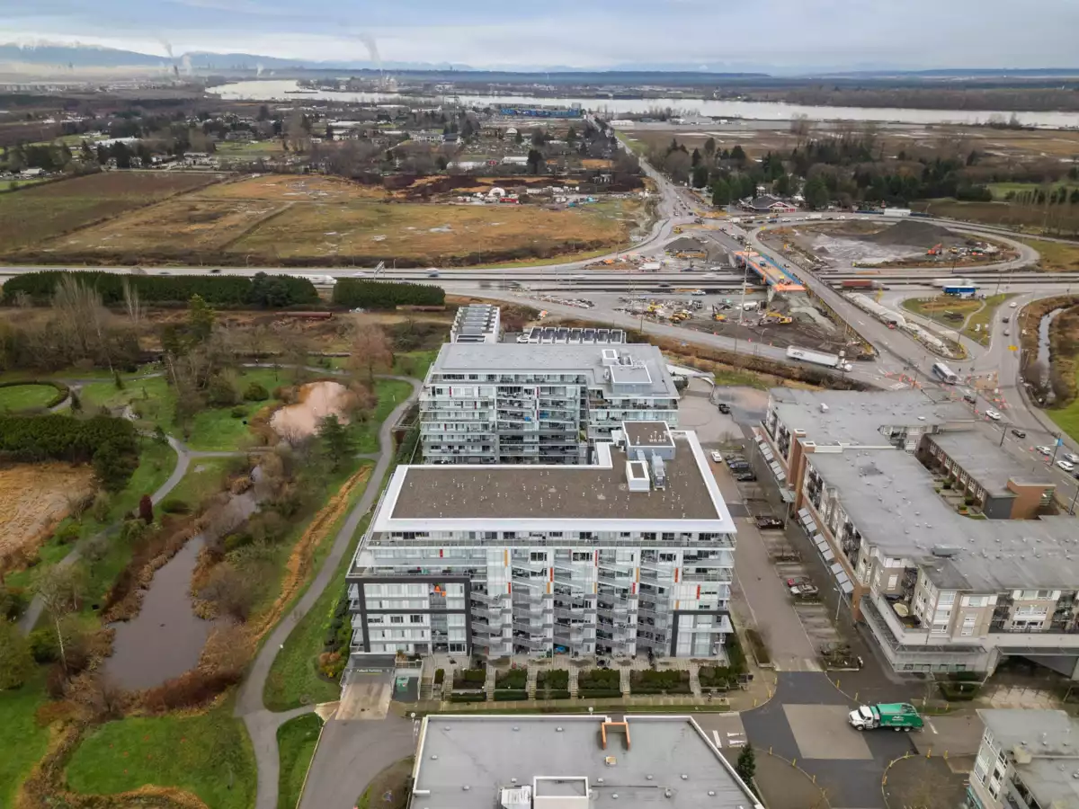 Loft / Bonus Room Photo of 507 10780 No. 5 Road, Richmond, BC