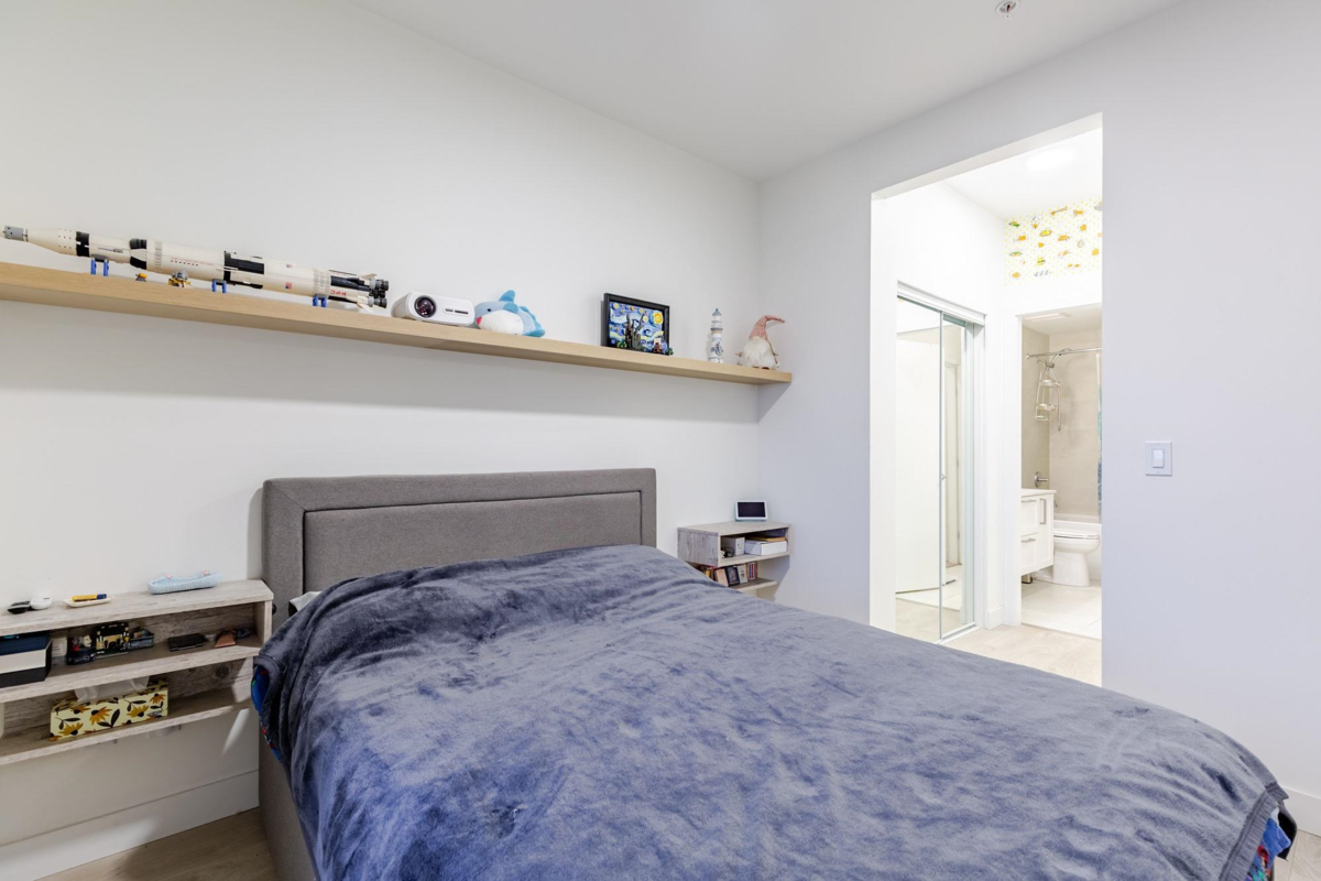 Breakfast Nook Photo of 211 808 Gauthier Avenue, Coquitlam, BC