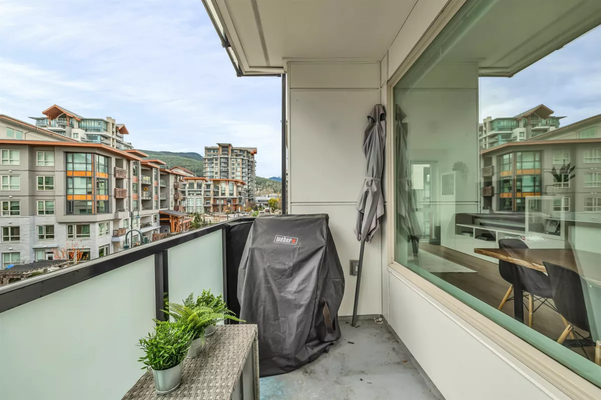 Front Yard Photo of 404 2632 Library Lane, North Vancouver, BC