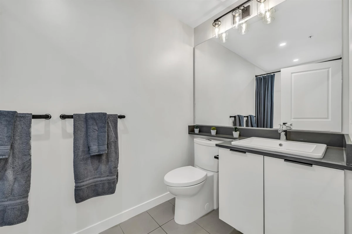 Mudroom Photo of 404 2632 Library Lane, North Vancouver, BC