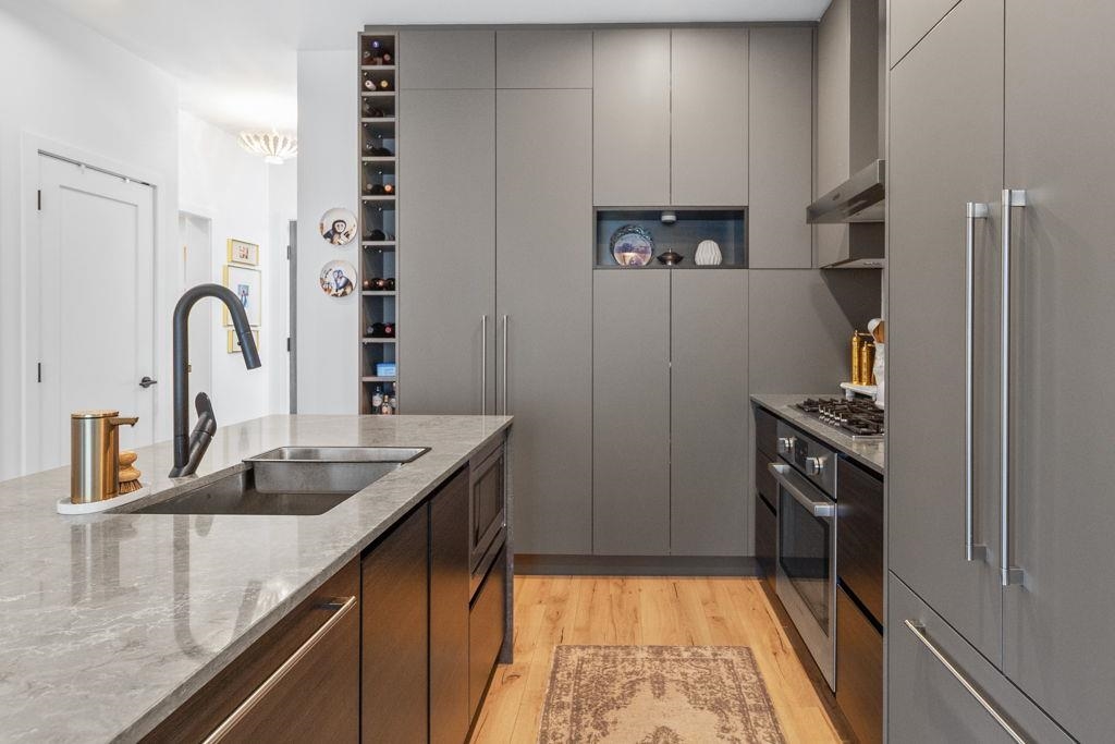 Family Room Photo of 632 55 Klahanie Drive, Port Moody, BC