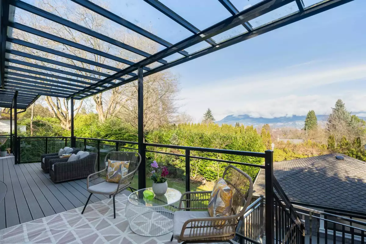 Community Amenities Photo (Clubhouse) of 3955 W Broadway, Vancouver, BC