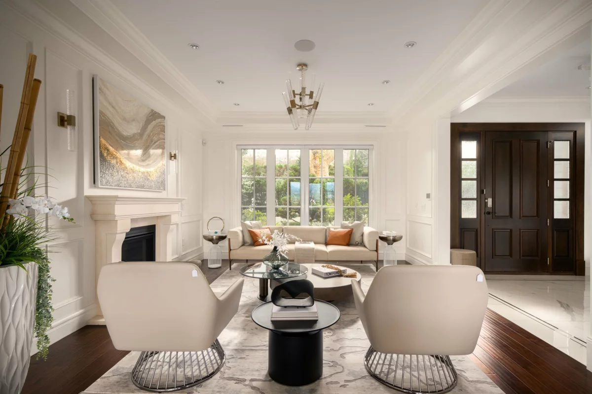 Exterior Rear Photo of 3955 W Broadway, Vancouver, BC