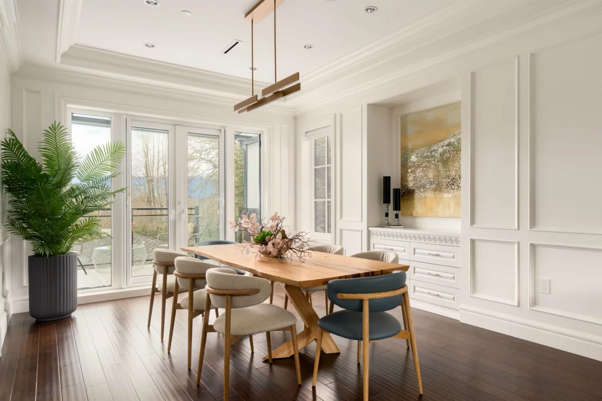 Kitchen Island Photo of 3955 W Broadway, Vancouver, BC