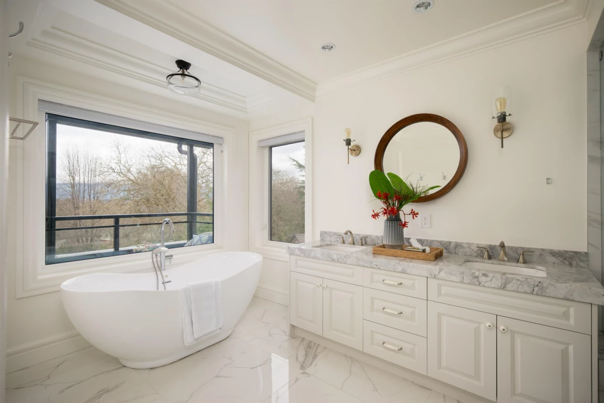 Laundry Room Photo of 3955 W Broadway, Vancouver, BC