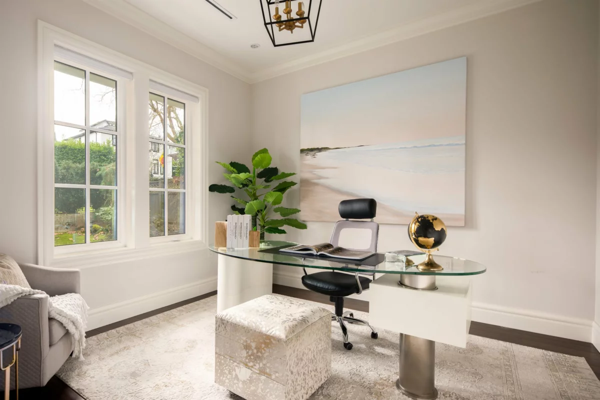 Office / Den Photo of 3955 W Broadway, Vancouver, BC