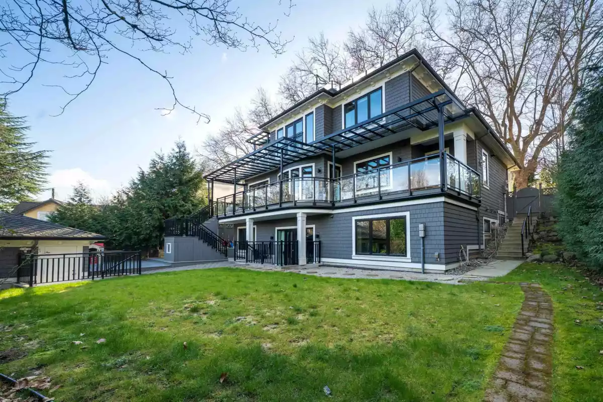 Street View Photo of 3955 W Broadway, Vancouver, BC