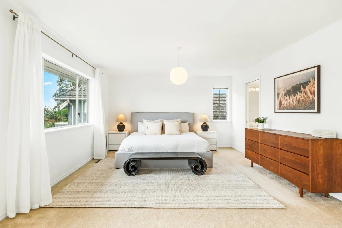 Loft / Bonus Room Photo of 2372 Kings Avenue, West Vancouver, BC