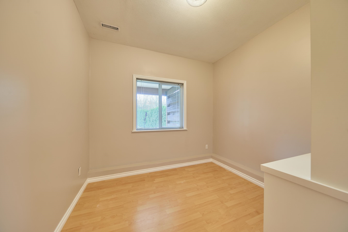 Front Yard Photo of 11640 Ritchie Avenue, Maple Ridge, BC