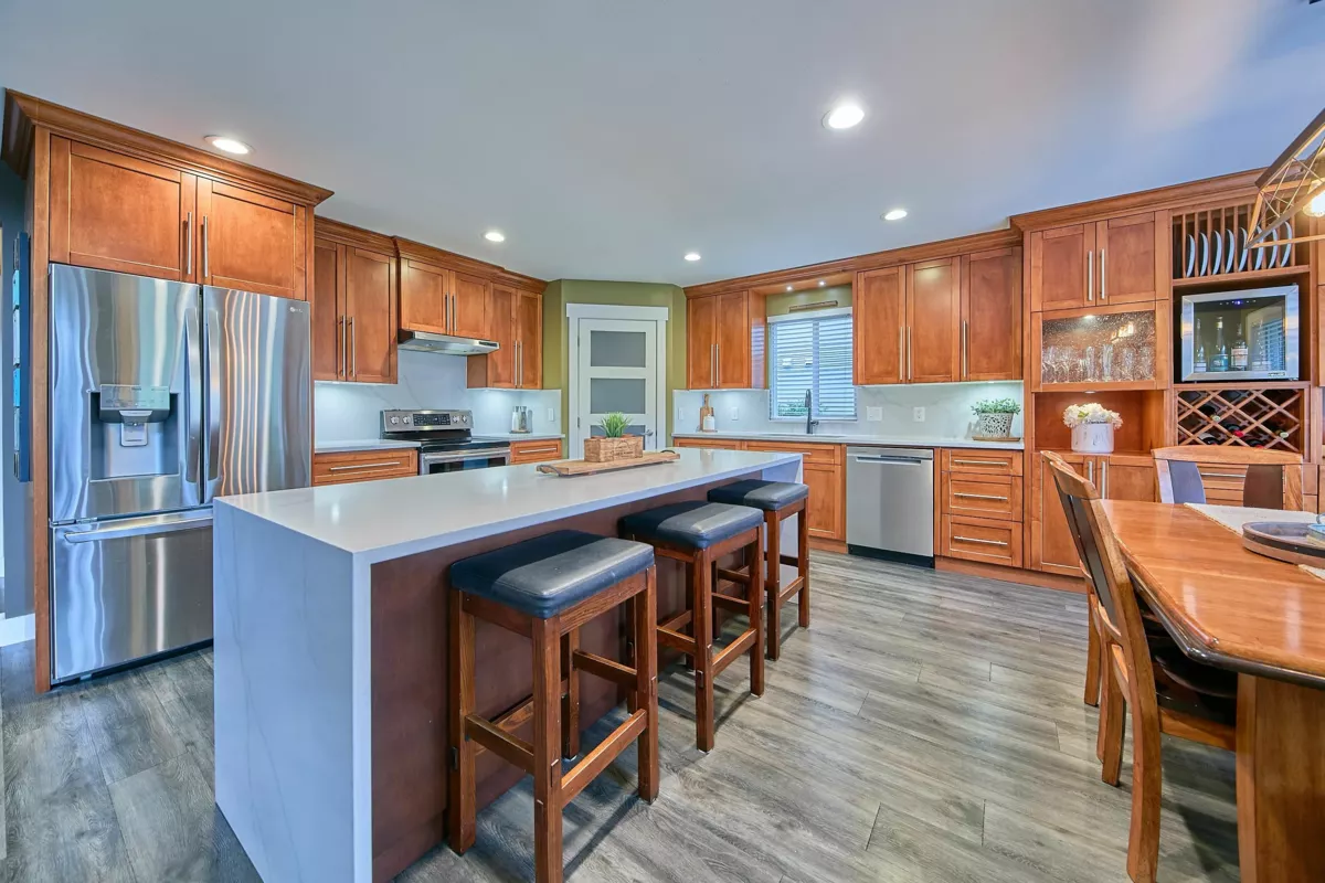 Primary Bedroom Photo of 11640 Ritchie Avenue, Maple Ridge, BC