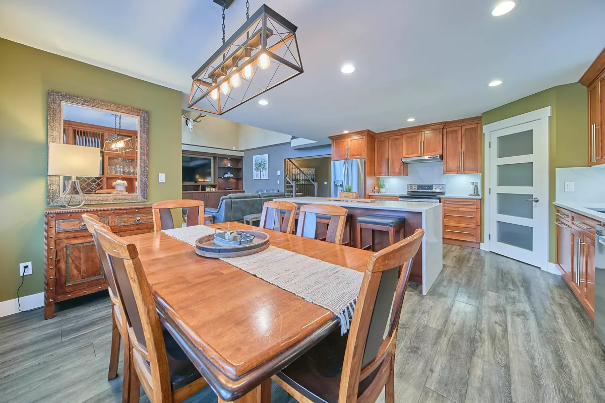 Walk-In Closet Photo of 11640 Ritchie Avenue, Maple Ridge, BC