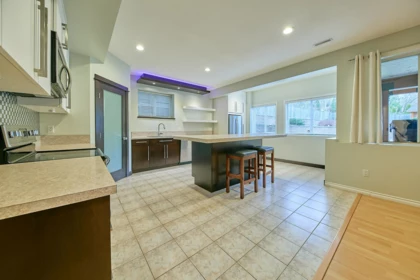 Garage Interior Photo of 11640 Ritchie Avenue, Maple Ridge, BC