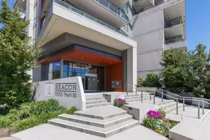 205 1550 Fern Street, North Vancouver, BC, North Vancouver — Apartment/Condo for sale