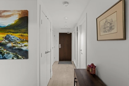 205 1550 Fern Street, North Vancouver, BC, North Vancouver — Apartment/Condo for sale
