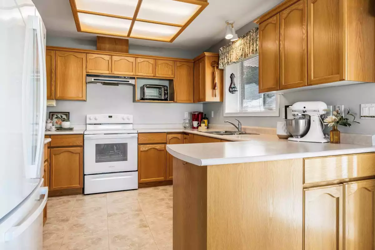 Bedroom 2 Photo of 215 6001 Promontory Road, Chilliwack, BC