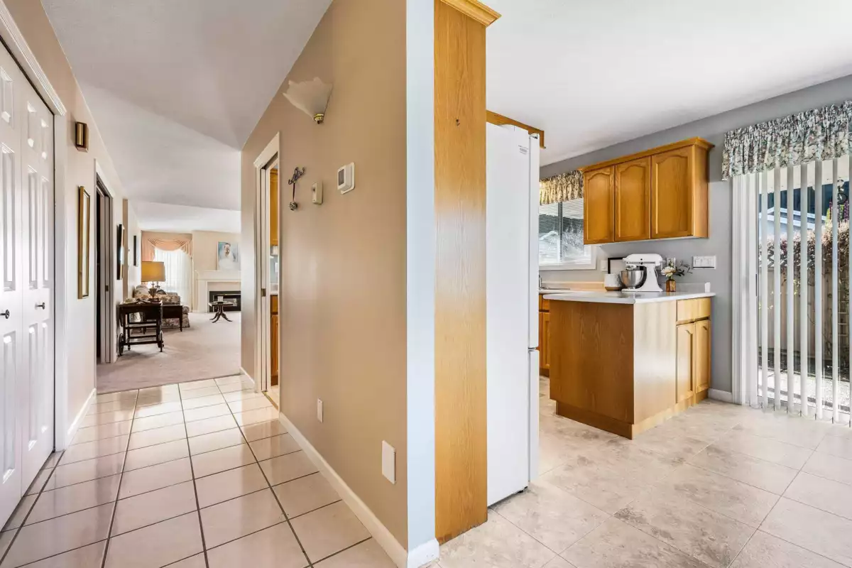 Primary Bedroom Photo of 215 6001 Promontory Road, Chilliwack, BC