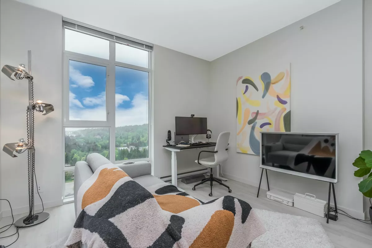 Breakfast Nook Photo of 1303 691 North Road, Coquitlam, BC