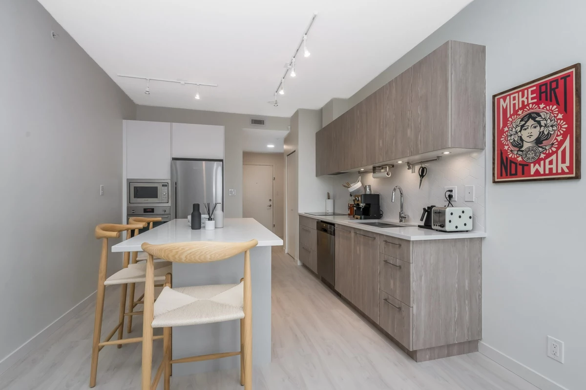 Living Room Photo of 1303 691 North Road, Coquitlam, BC