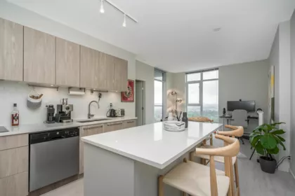 1303 691 North Road, Coquitlam, BC, Coquitlam West — 2 bed apartment/condo for sale