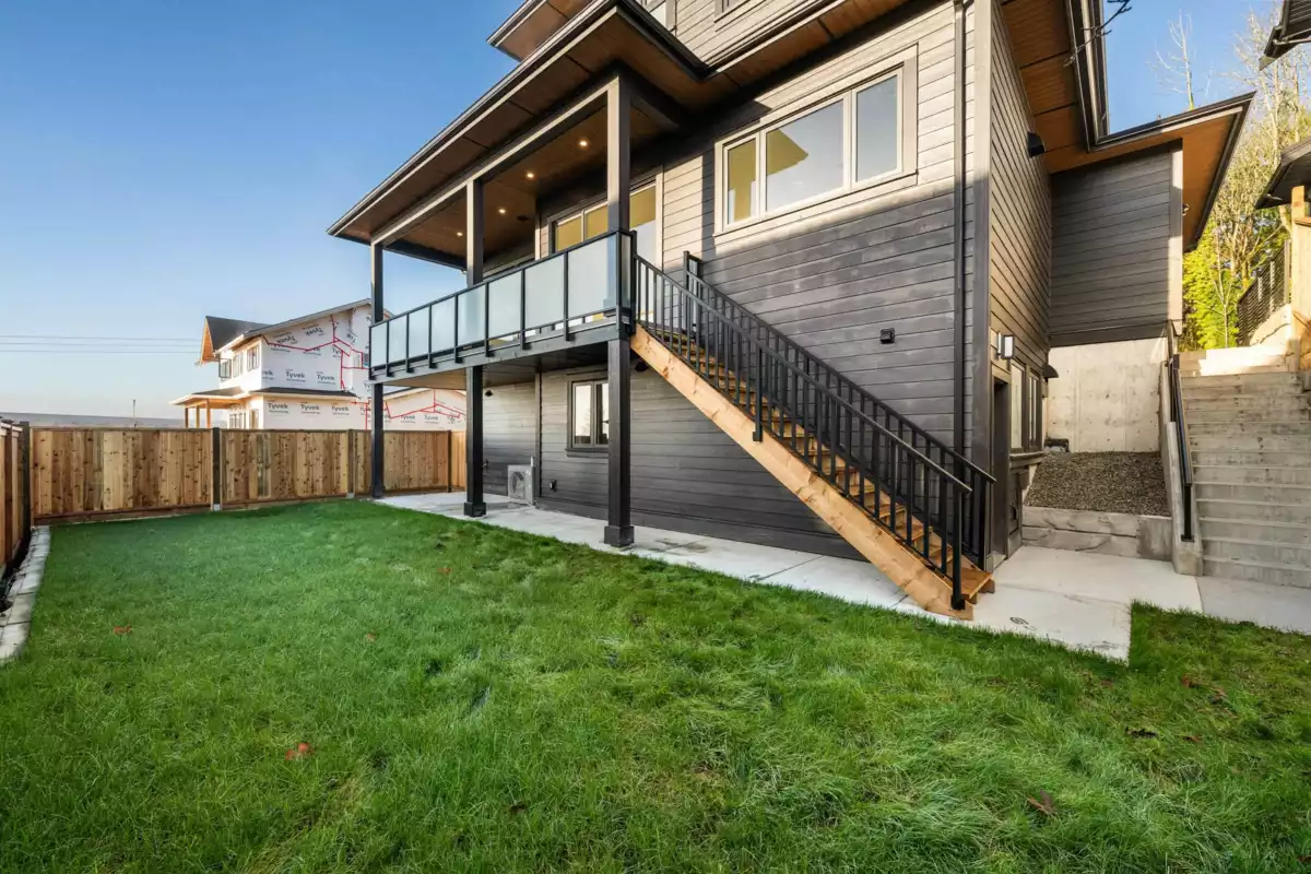 Backyard Photo of 3552 Monson Crescent, Coquitlam, BC