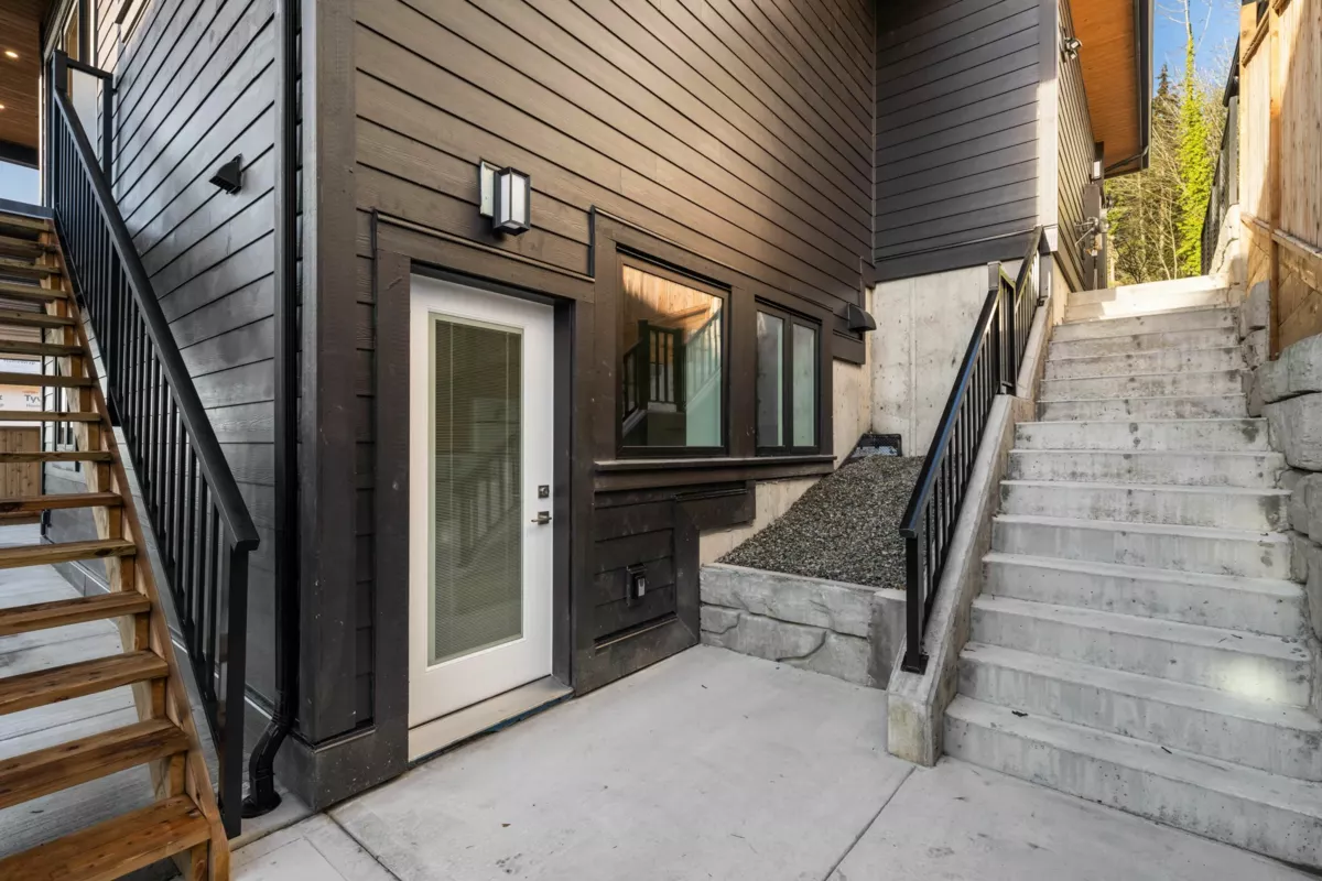 Garden / Landscaping Photo of 3552 Monson Crescent, Coquitlam, BC