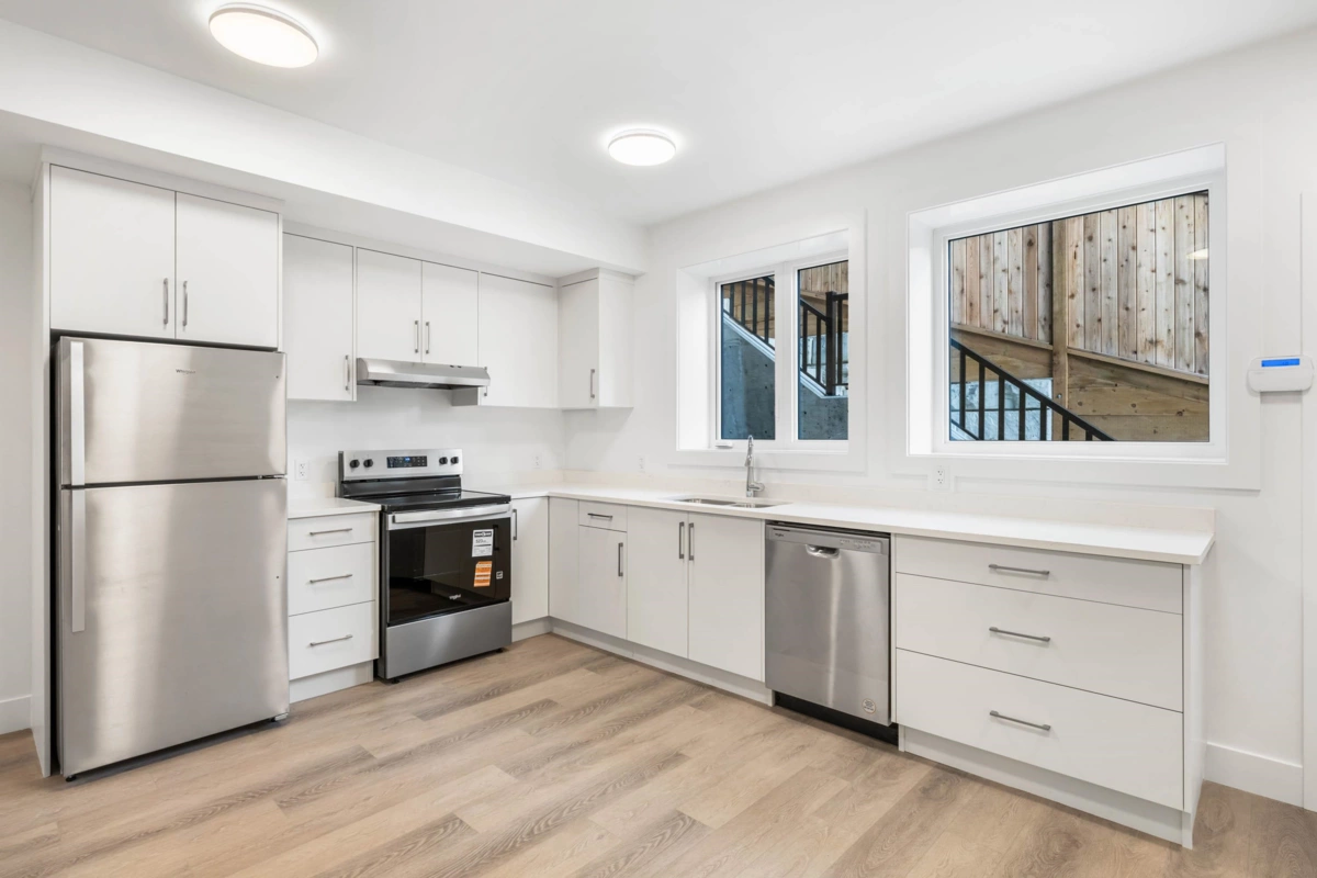 Hot Tub / Spa Photo of 3552 Monson Crescent, Coquitlam, BC