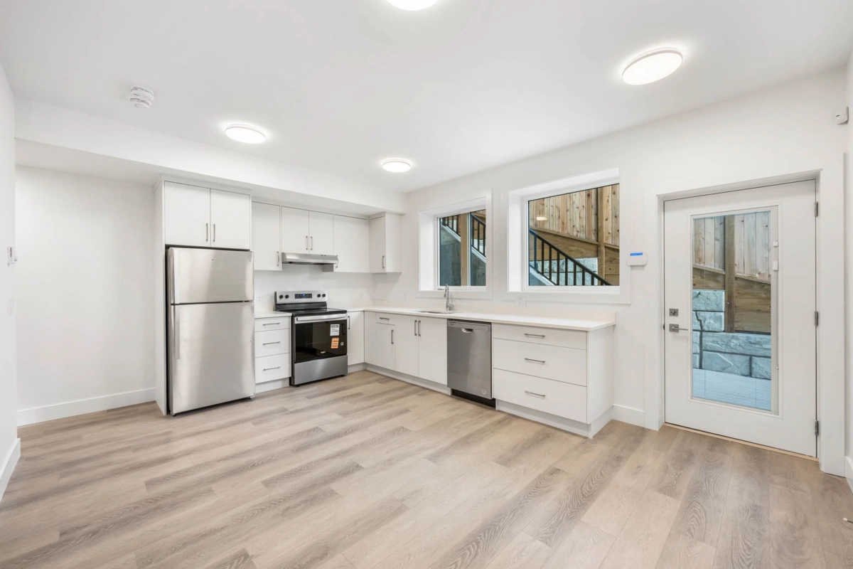 Swimming Pool Photo of 3552 Monson Crescent, Coquitlam, BC