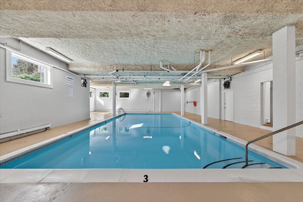 Entry Foyer Photo of 118 200 Westhill Place, Port Moody, BC
