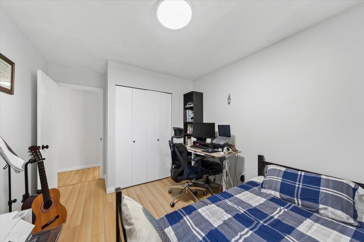 Office / Den Photo of 118 200 Westhill Place, Port Moody, BC