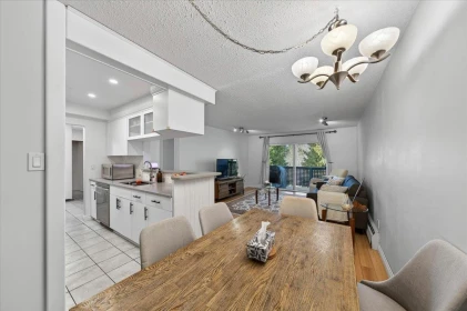 Kitchen Island Photo of 118 200 Westhill Place, Port Moody, BC