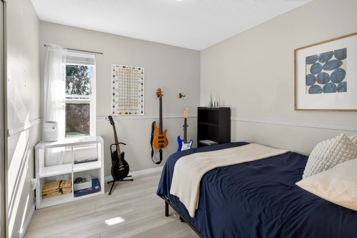 Garage Interior Photo of 19804 68 Avenue, Langley, BC