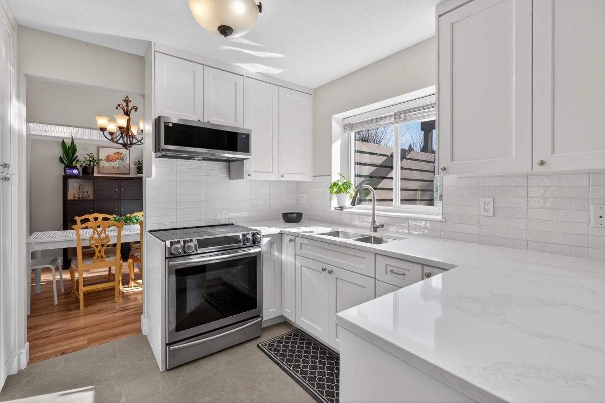 Primary Bathroom Photo of 19804 68 Avenue, Langley, BC
