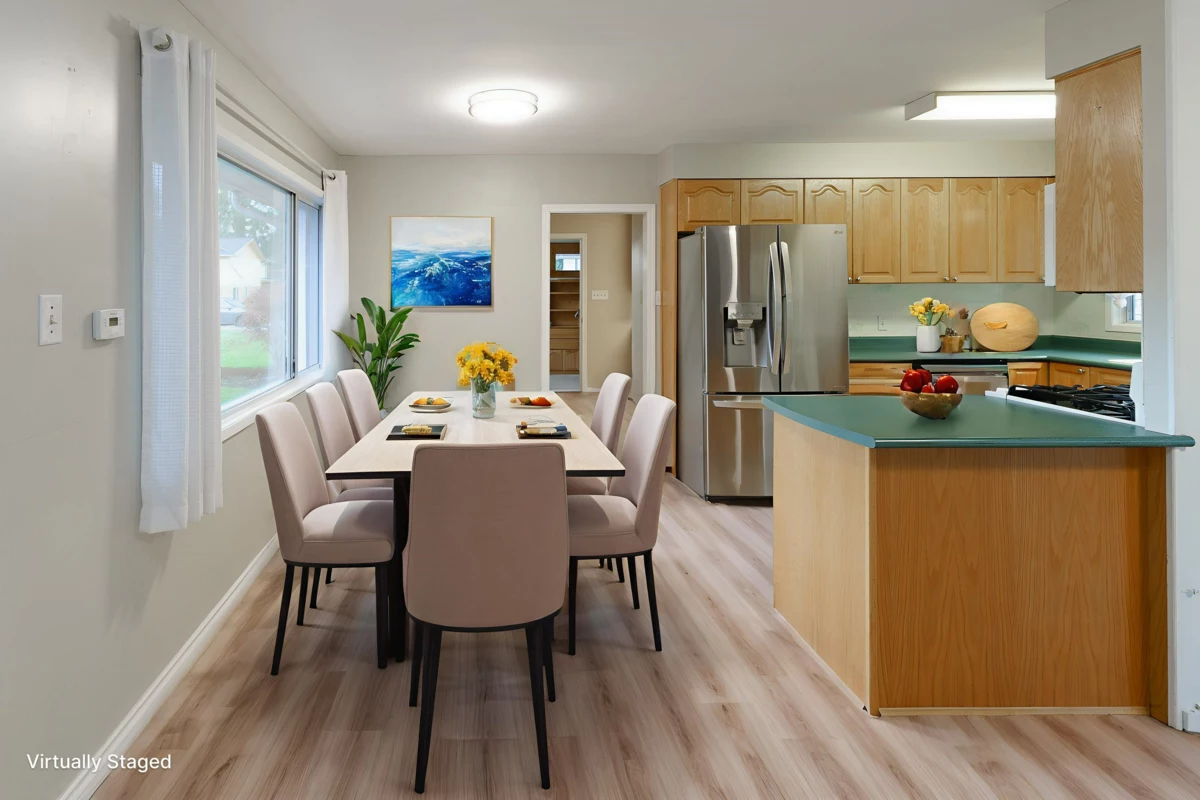 Breakfast Nook Photo of 21254 117 Avenue, Maple Ridge, BC