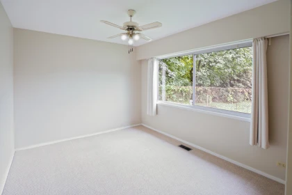 Laundry Room Photo of 21254 117 Avenue, Maple Ridge, BC